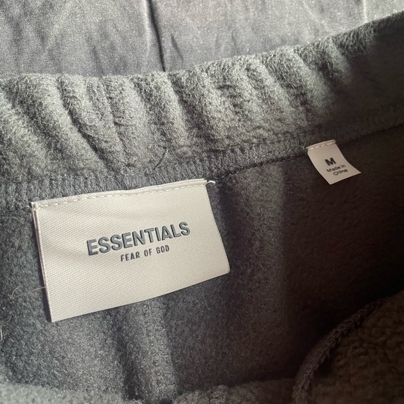 ESSENTIALS Fear Of God Polyester Pants Size M - Picture 4 of 4
